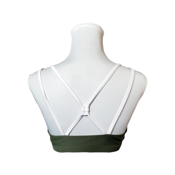 NWOT- Hurley Bikini Top Size XL - Picture 2 of 2